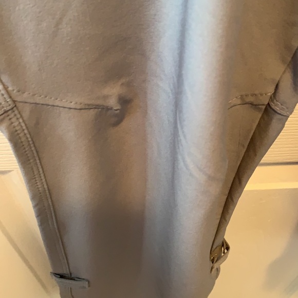 Grey Pants - Wind River. Size 6. Great for travel. - Picture 4 of 9